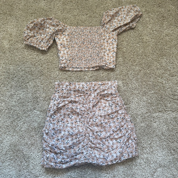 SEED TEEN - GIRLS FLORAL SKIRT AND TOP - Picture 7 of 7